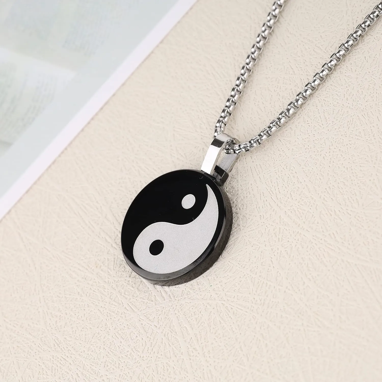 GAVU Shell Pearl and Black Onyx Necklace for Men, Yin Yang Pendant, Crystal Beaded
